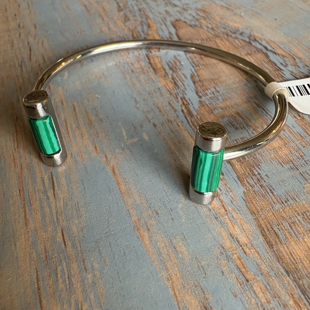 NWTSilver Bangle with Green Stone Bracelet